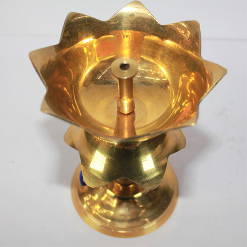 Brass Lotus Shape Pillar Stand Diya 163g